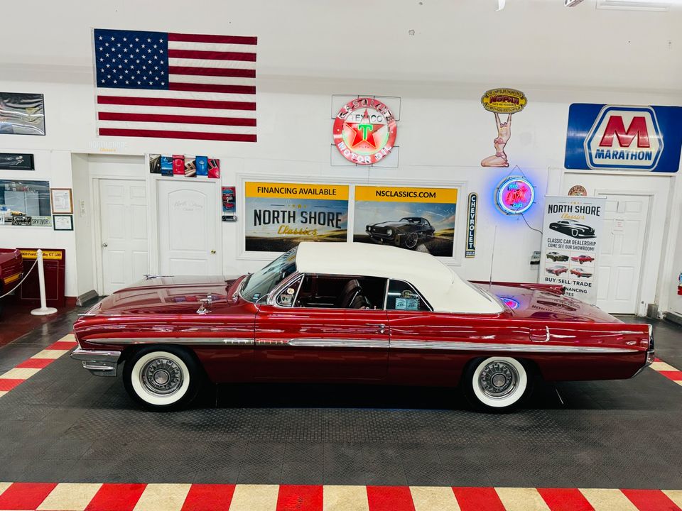 1961 Pontiac Bonneville