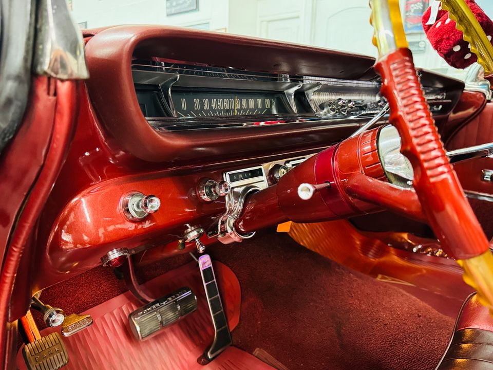 1961 Pontiac Bonneville