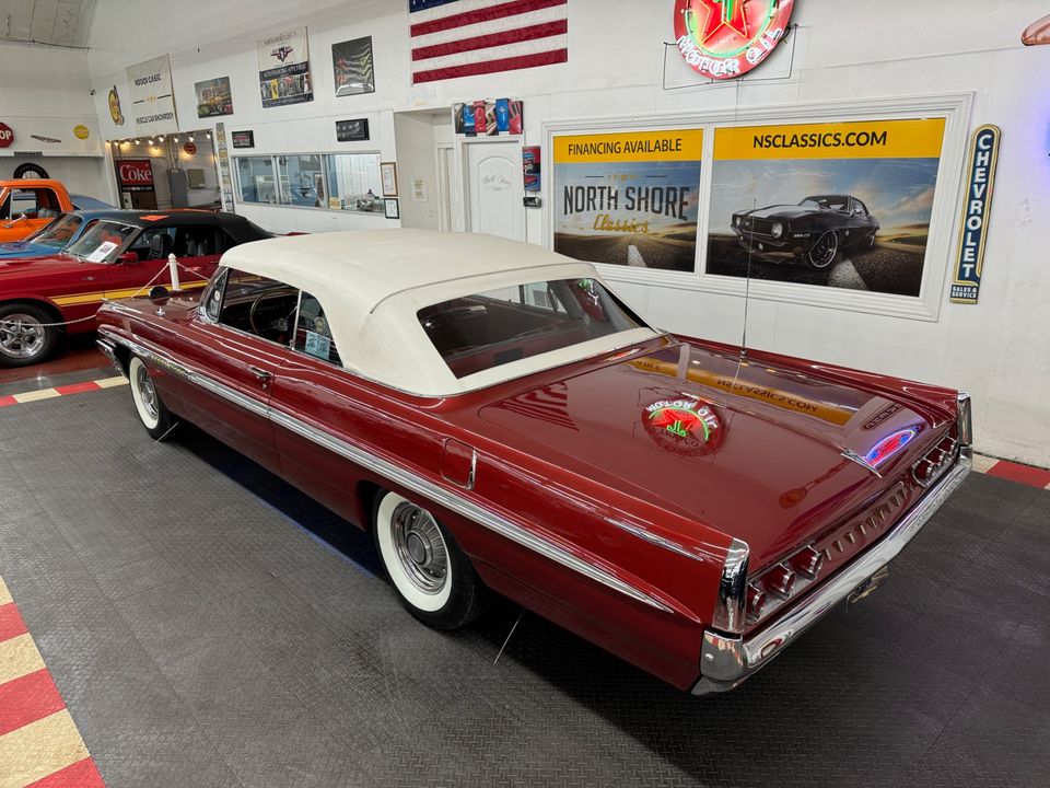 1961 Pontiac Bonneville