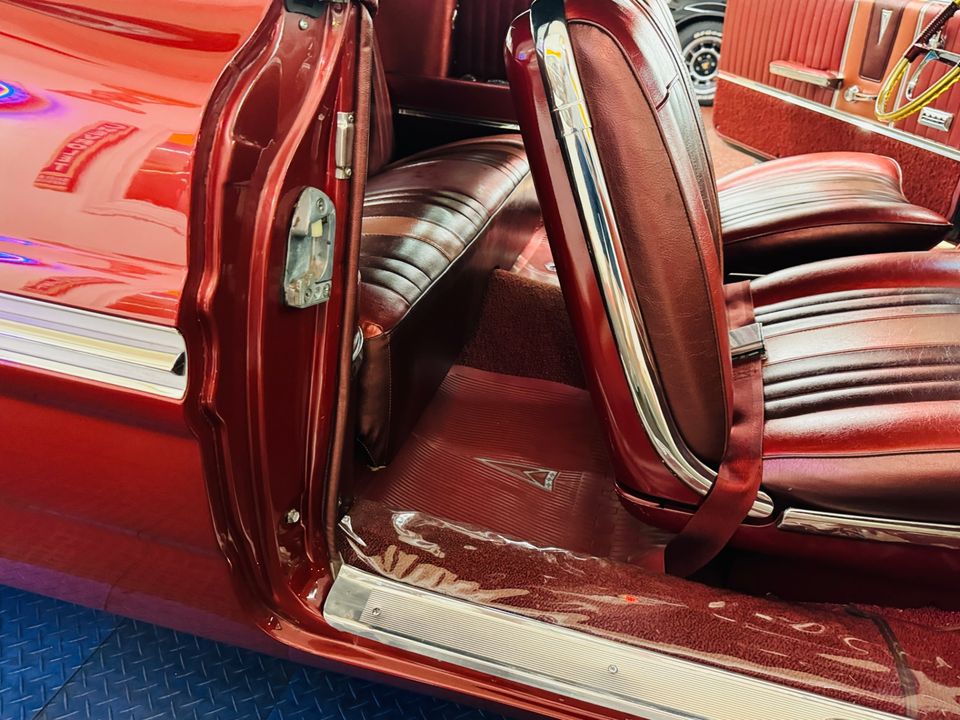 1961 Pontiac Bonneville