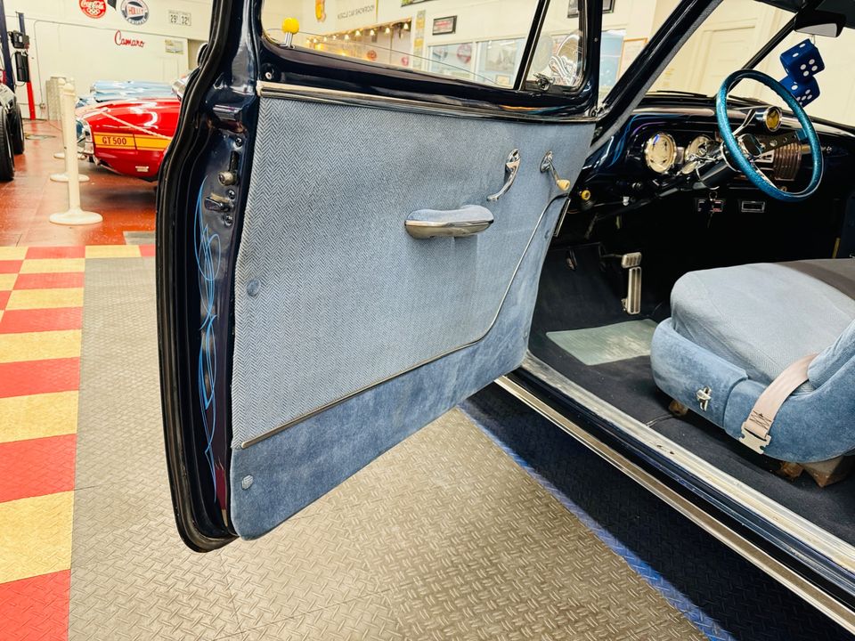 1952 Chevrolet Deluxe