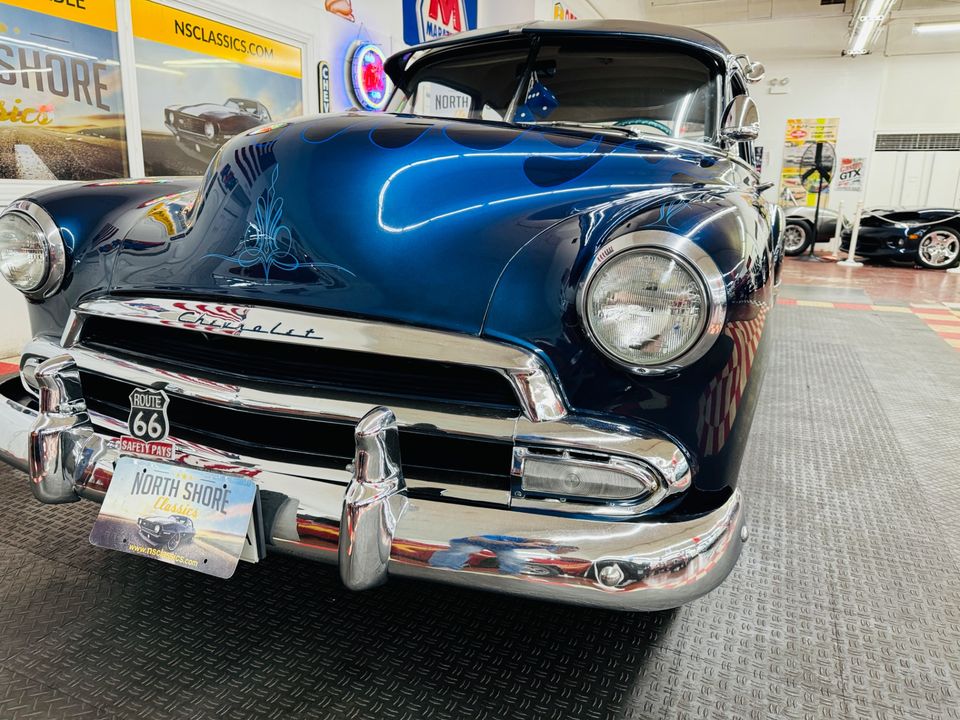 1952 Chevrolet Deluxe