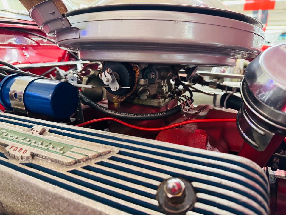 1956 Ford Thunderbird
