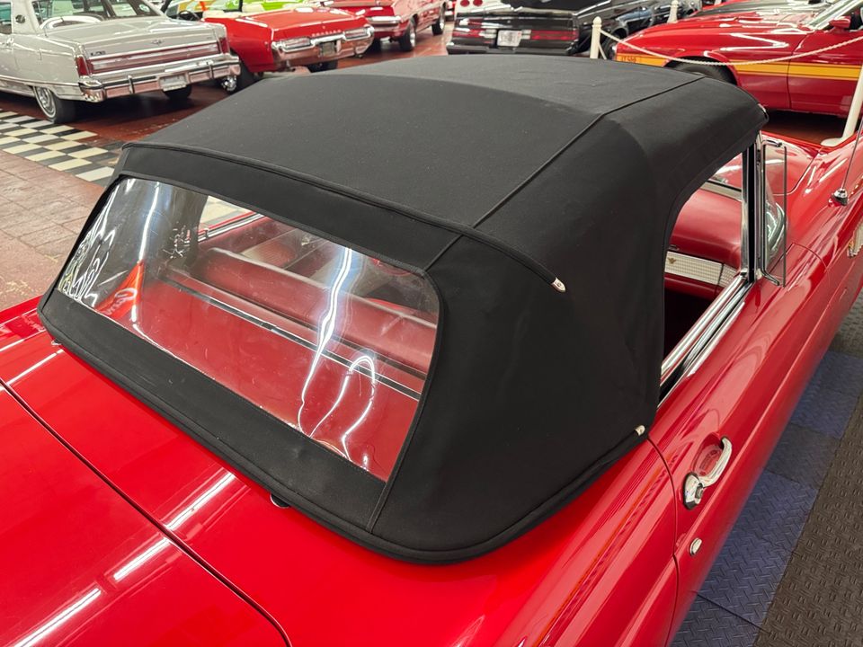 1956 Ford Thunderbird