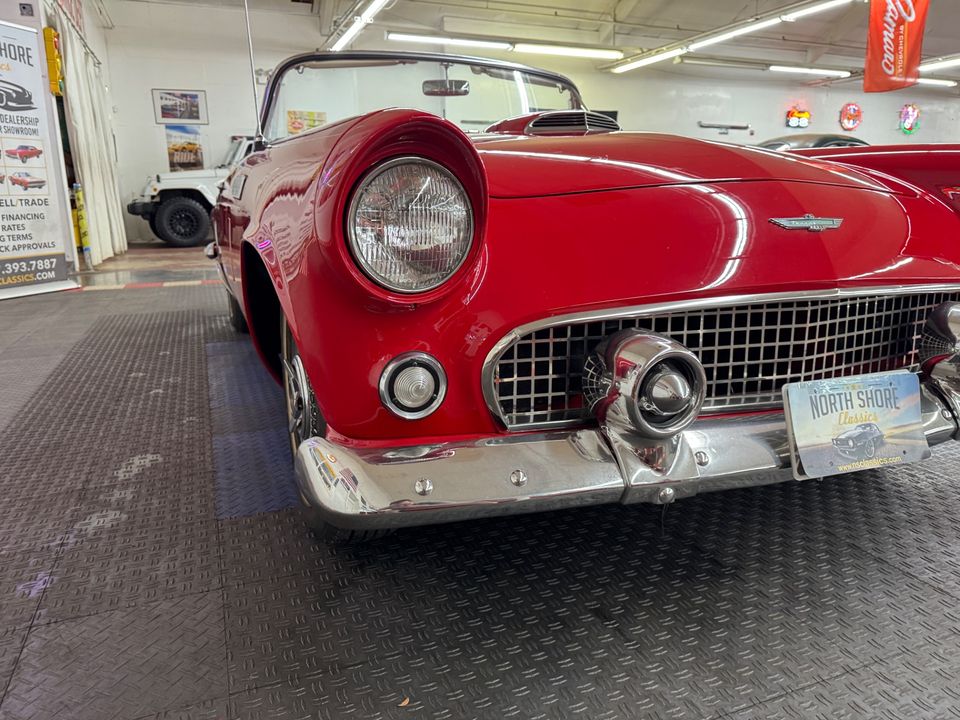 1956 Ford Thunderbird