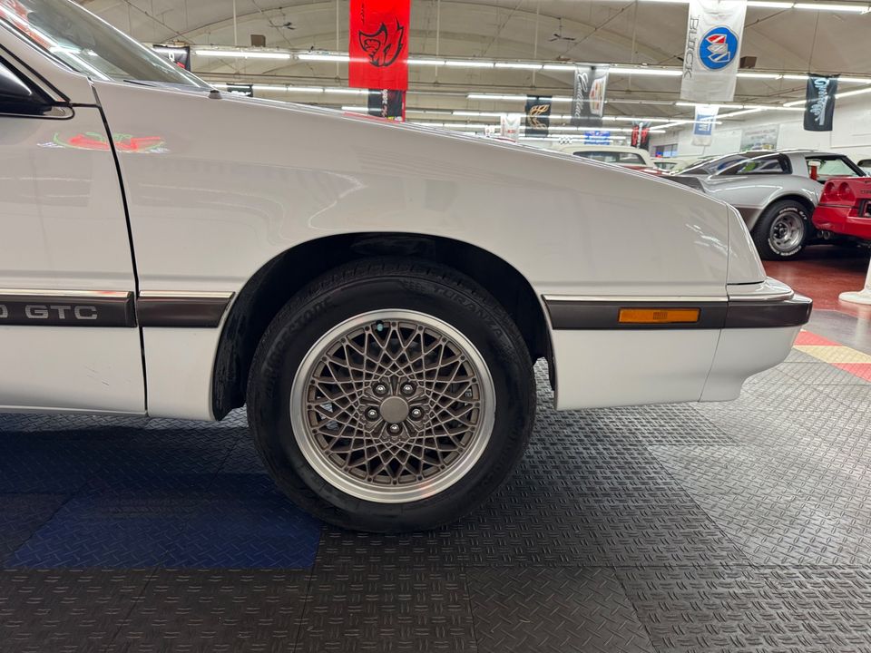 1989 Chrysler Le Baron