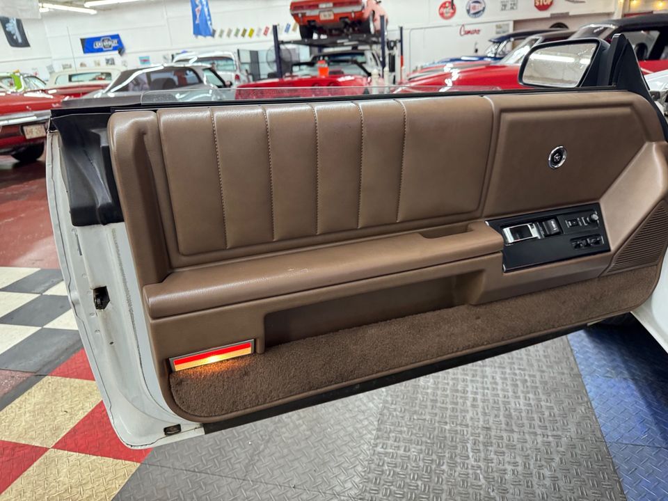 1989 Chrysler Le Baron