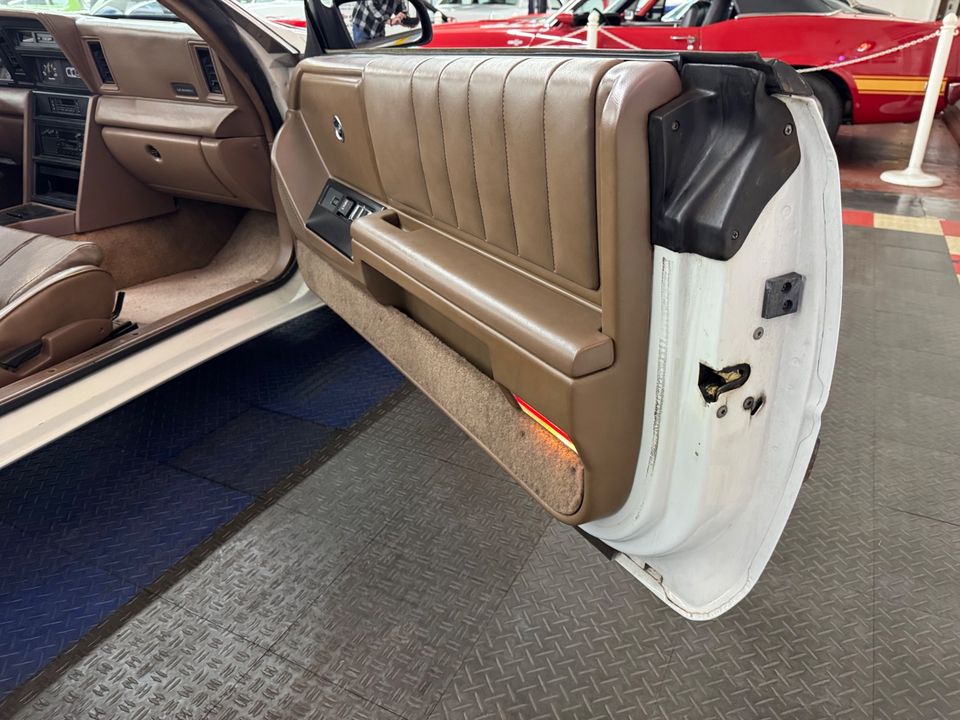 1989 Chrysler Le Baron