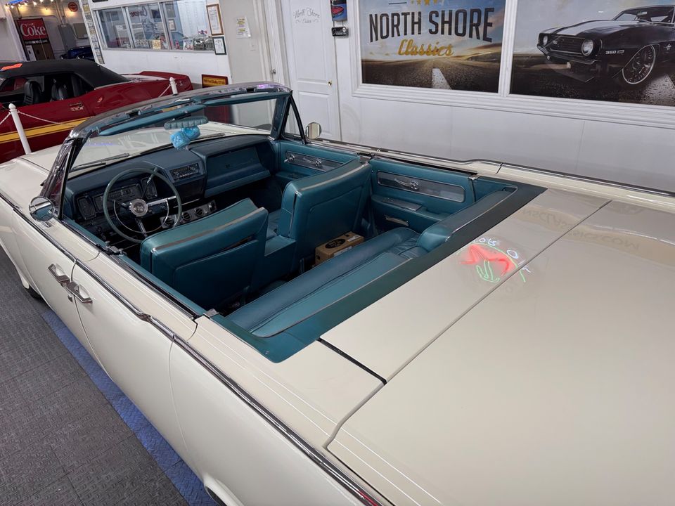 1961 Lincoln Continental