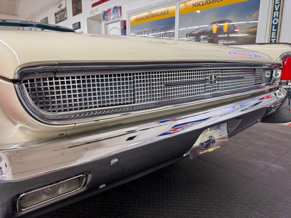 1961 Lincoln Continental