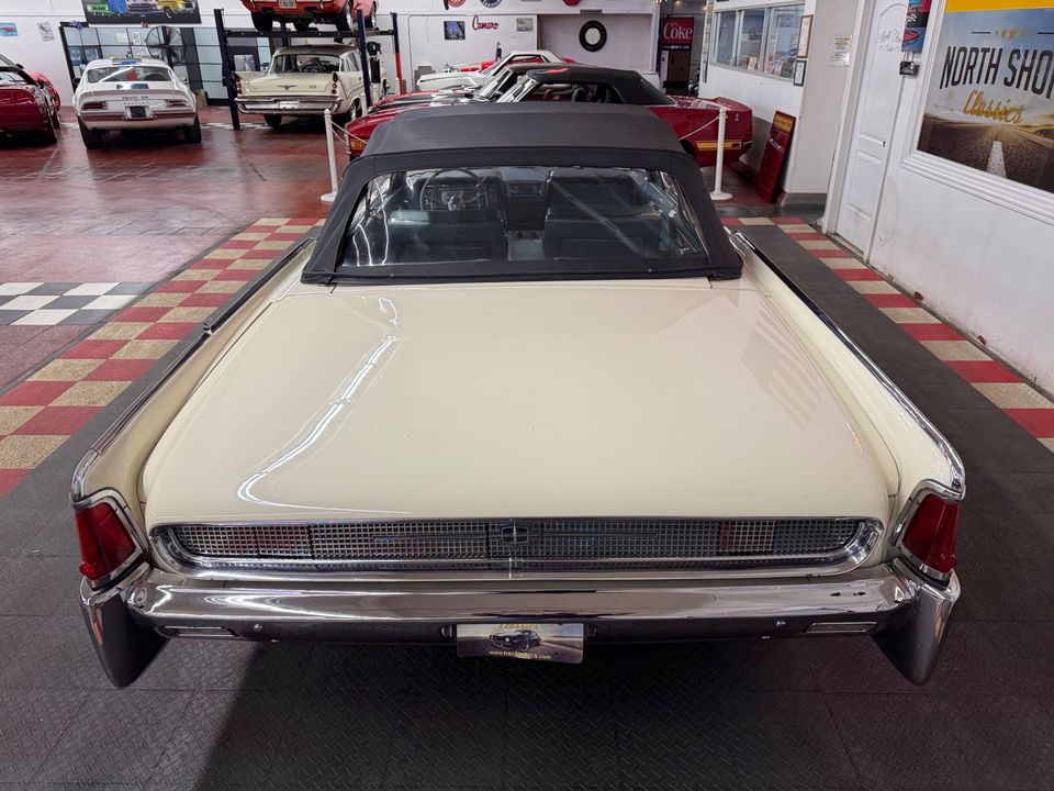 1961 Lincoln Continental