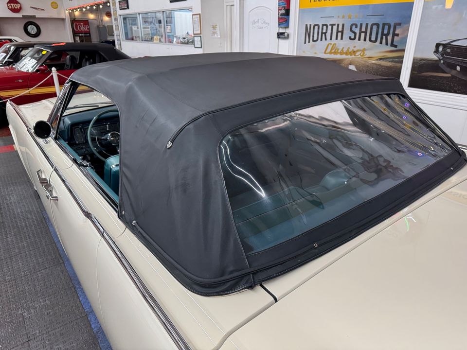 1961 Lincoln Continental
