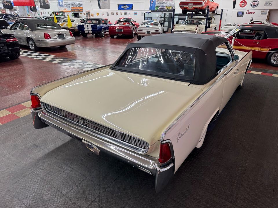 1961 Lincoln Continental