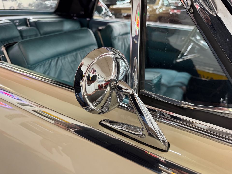 1961 Lincoln Continental