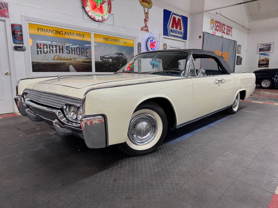 1961 Lincoln Continental