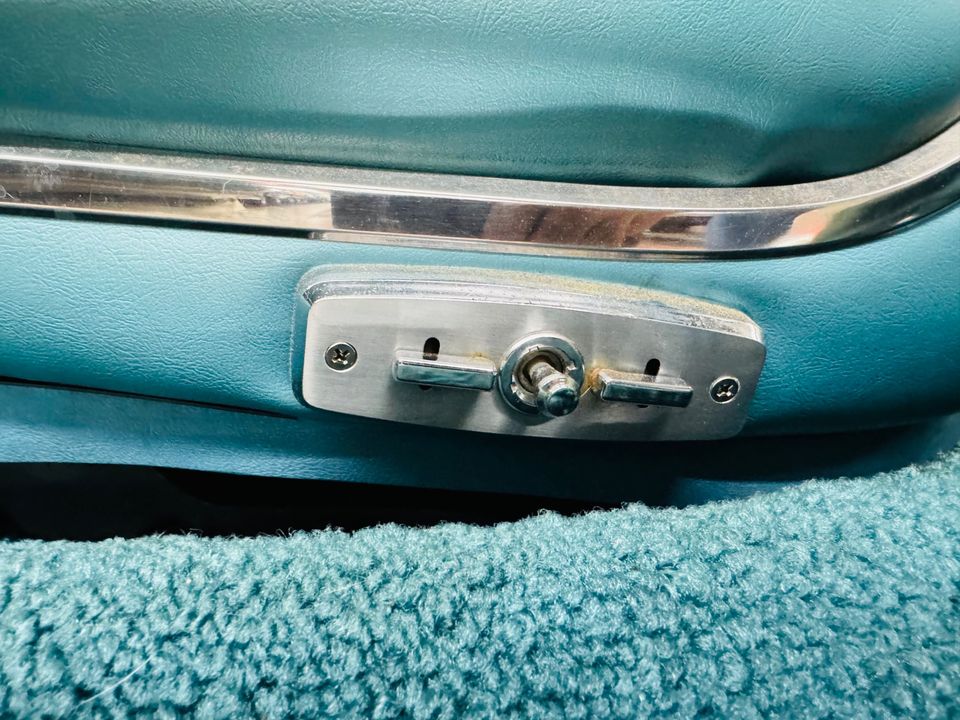 1961 Lincoln Continental