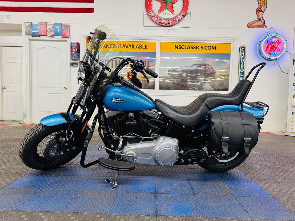 2011 Harley Davidson FLSTSB