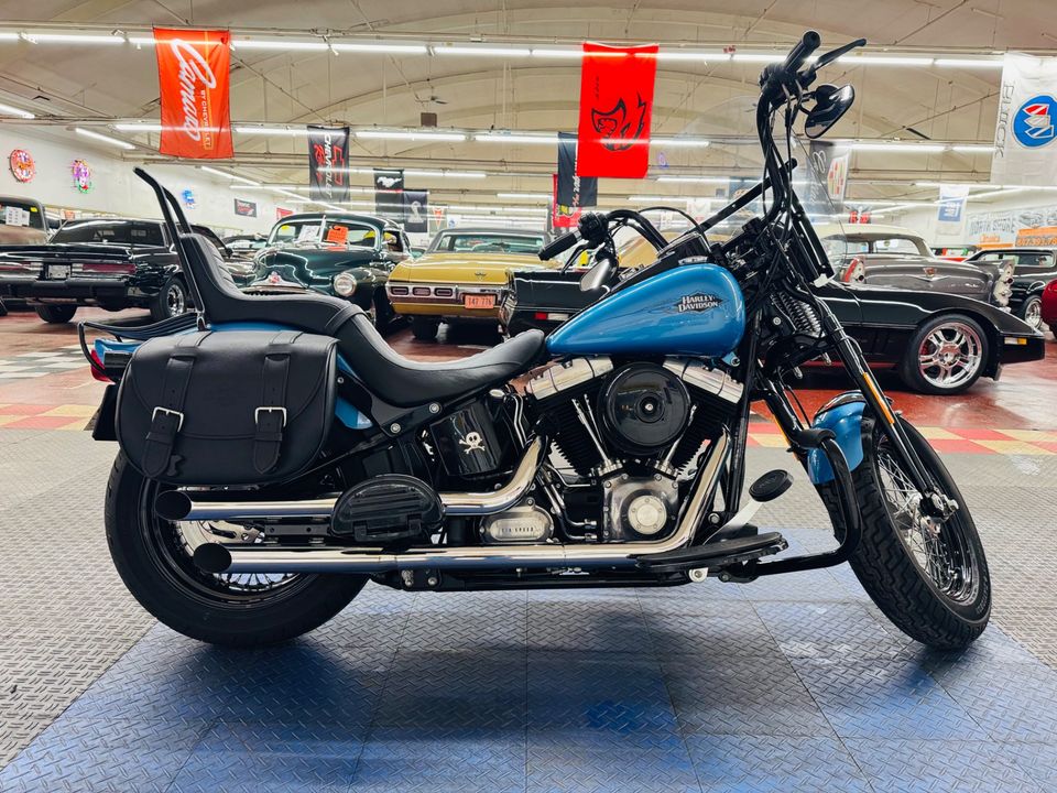 2011 Harley Davidson FLSTSB