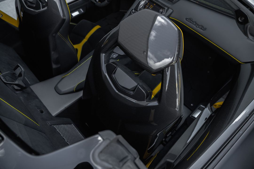 2016 Lamborghini Aventador