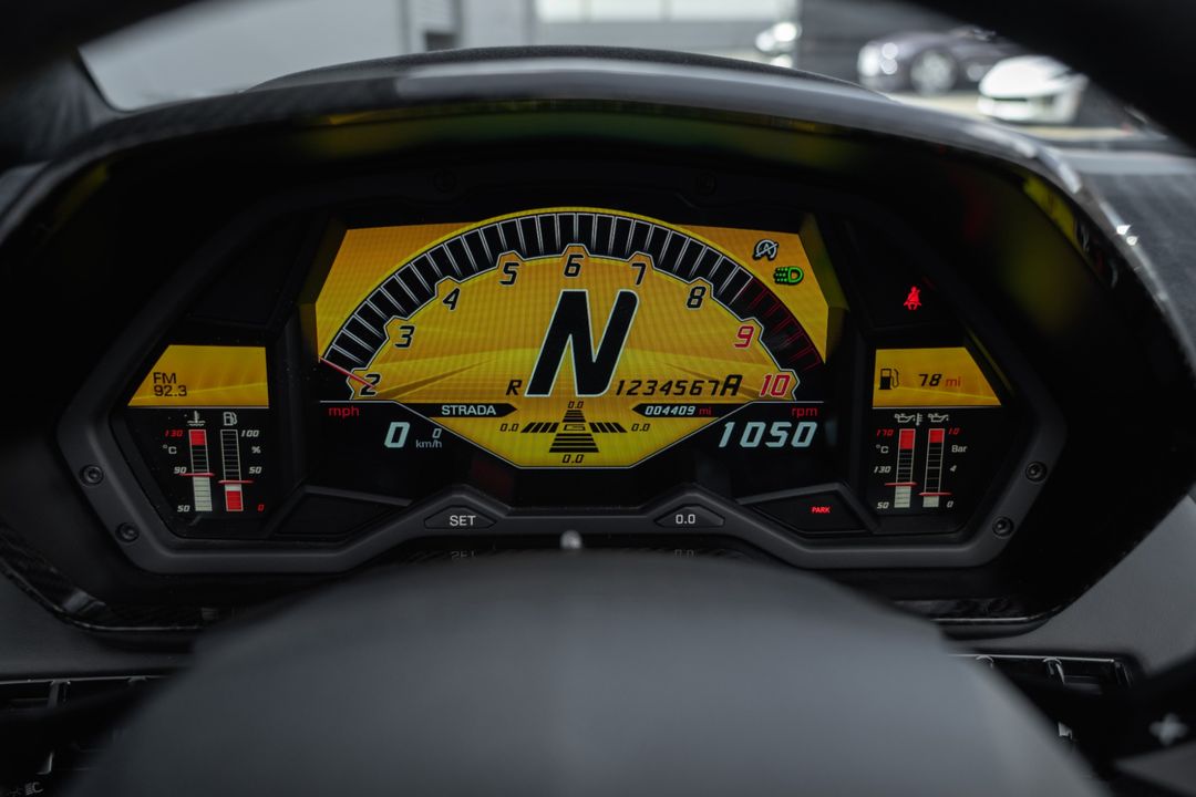 2016 Lamborghini Aventador