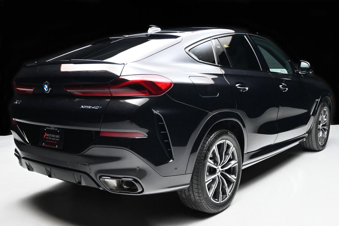 2022 BMW X6