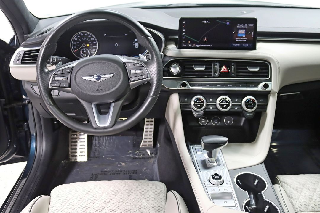 2022 Genesis G70