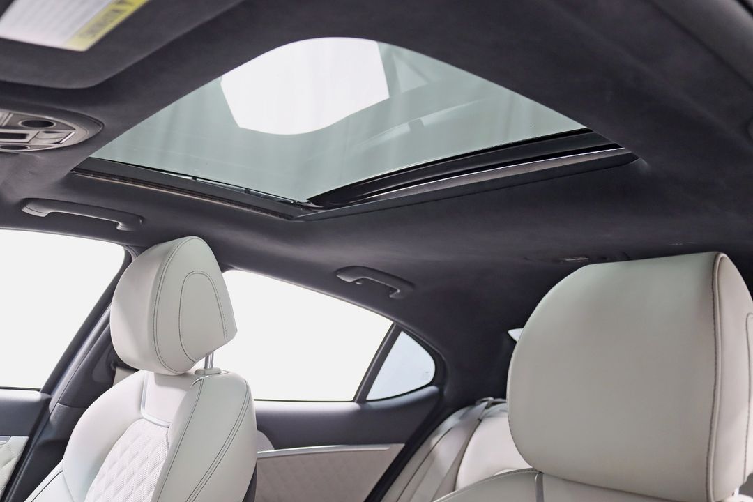 2022 Genesis G70
