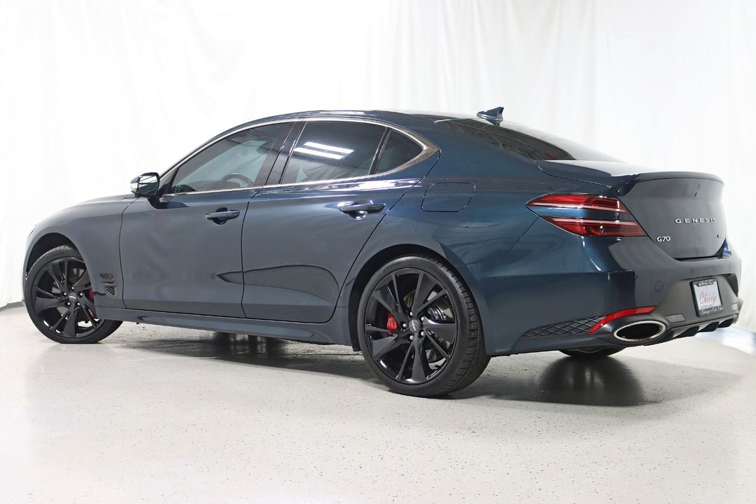 2022 Genesis G70