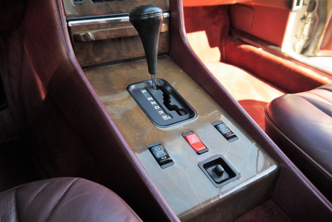 1988 Mercedes-Benz 560