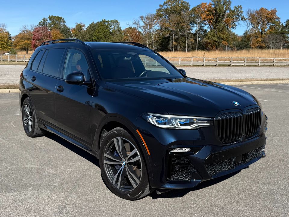 2022 BMW X7