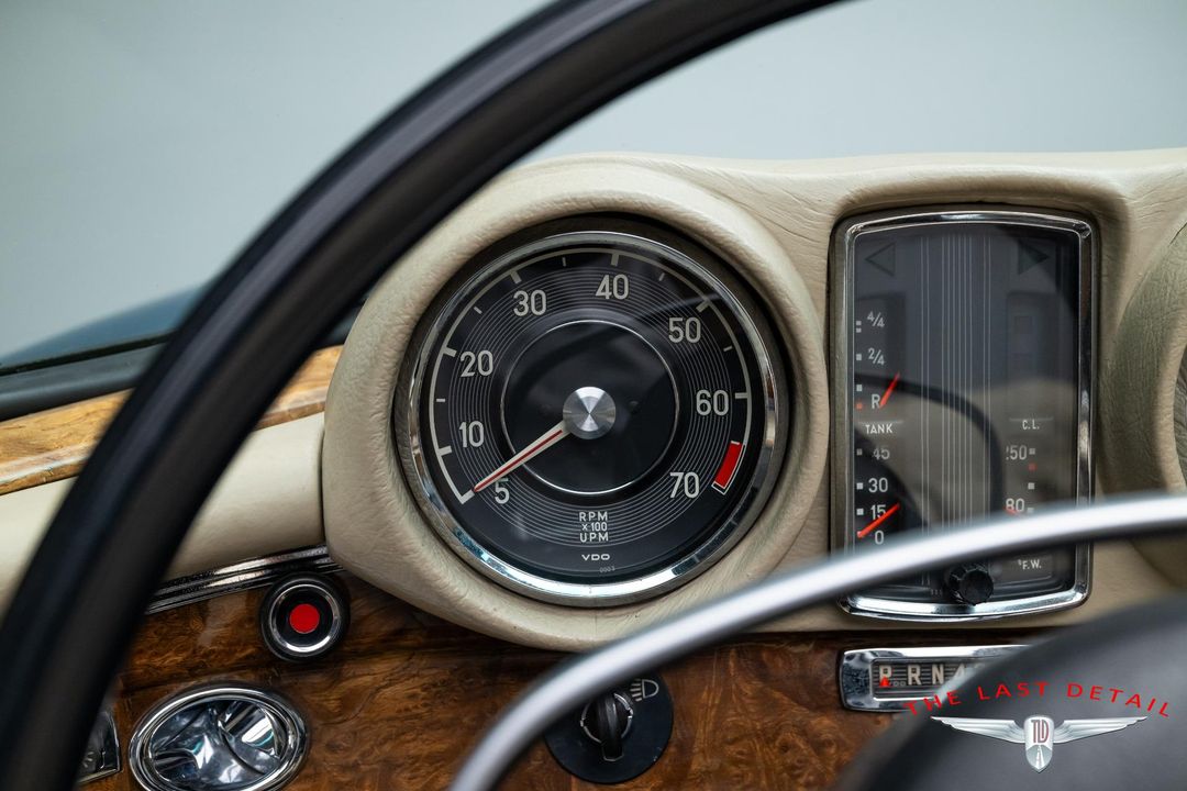 1971 Mercedes Benz 280SE 3.5 Cabriolet