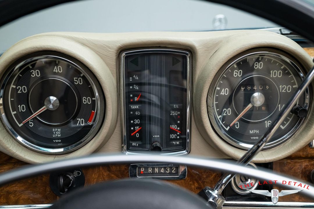 1971 Mercedes Benz 280SE 3.5 Cabriolet