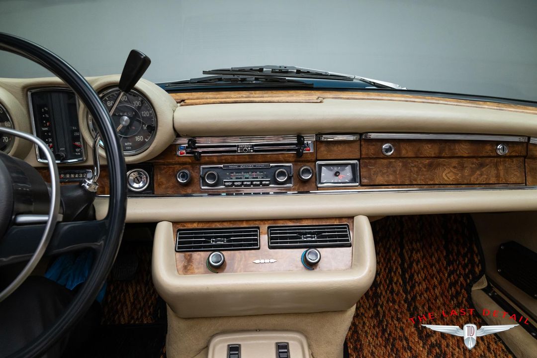 1971 Mercedes Benz 280SE 3.5 Cabriolet