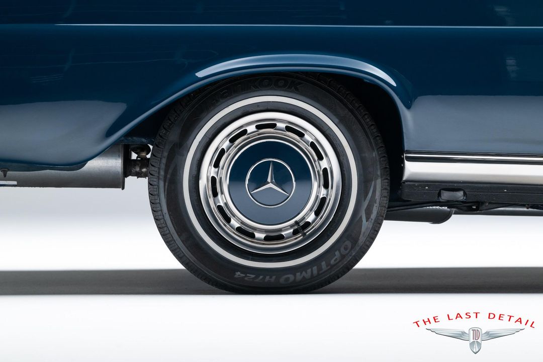 1971 Mercedes Benz 280SE 3.5 Cabriolet