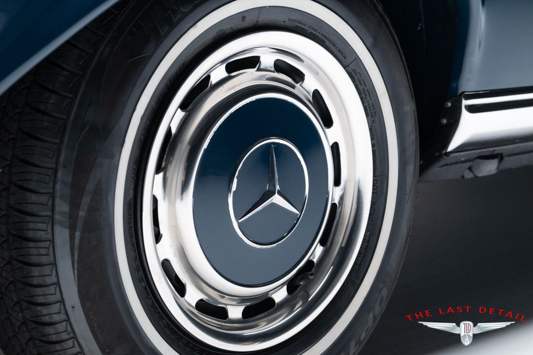 1971 Mercedes Benz 280SE 3.5 Cabriolet