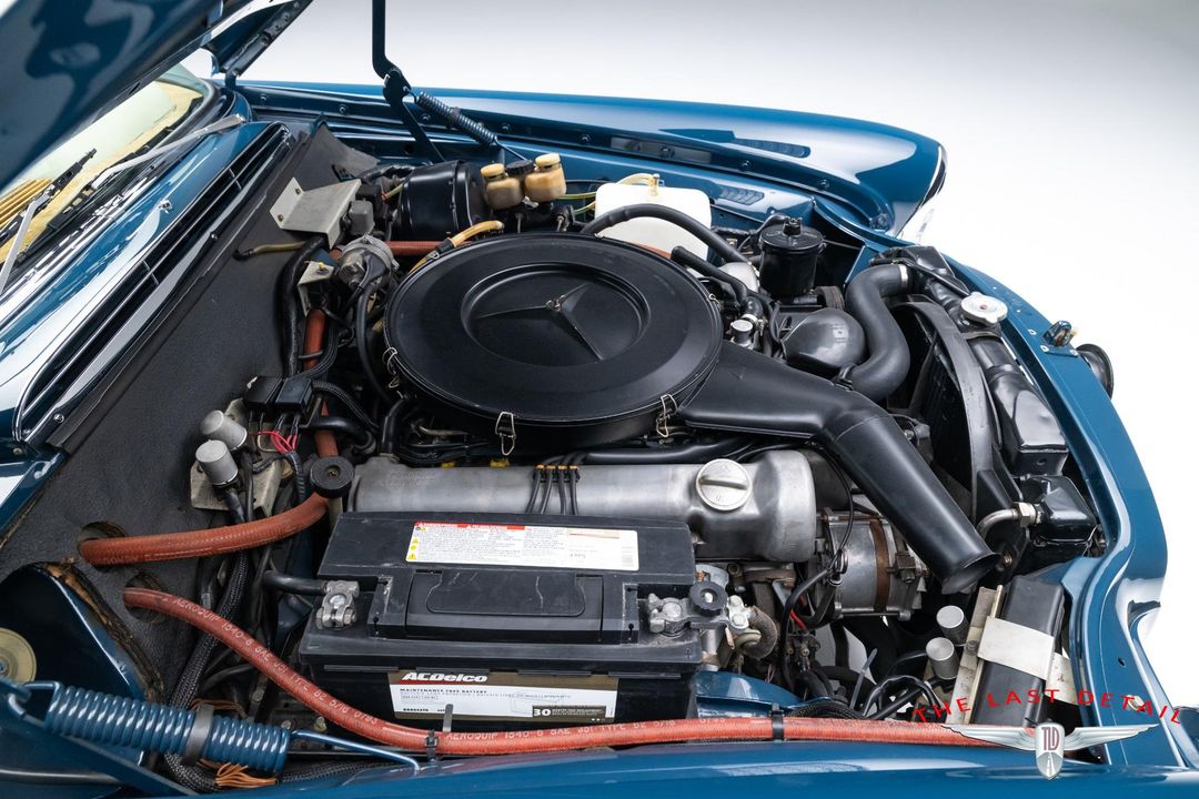 1971 Mercedes Benz 280SE 3.5 Cabriolet