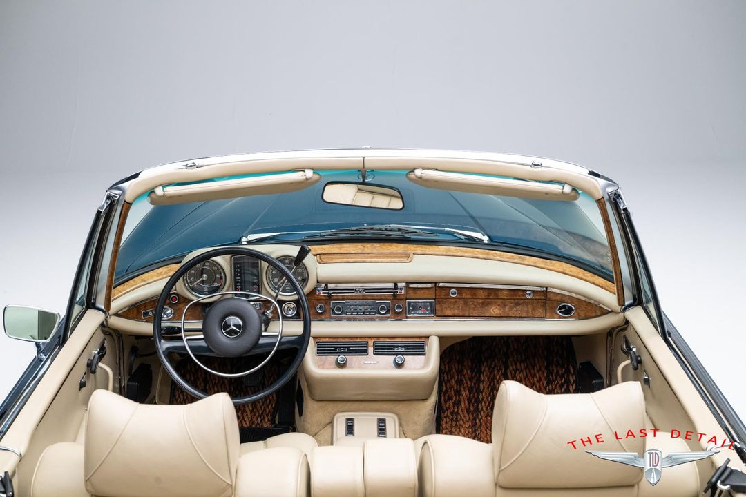 1971 Mercedes Benz 280SE 3.5 Cabriolet