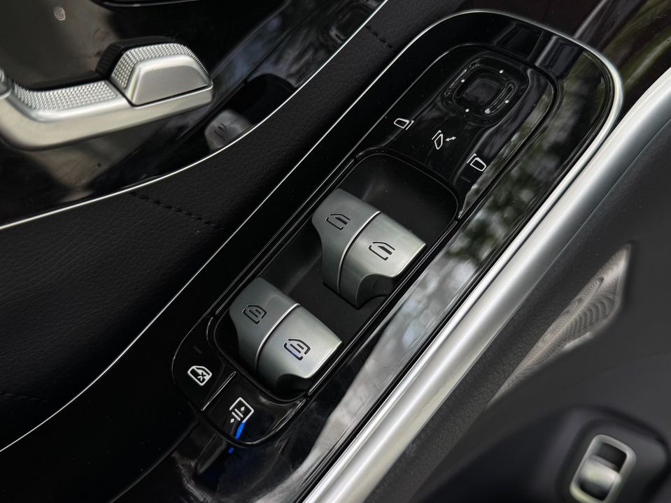 2023 Mercedes-Benz S 580