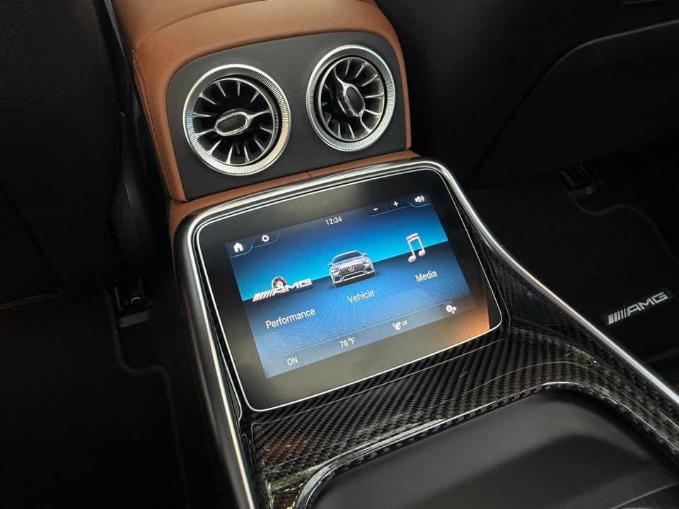 2021 Mercedes-Benz AMG GT 63