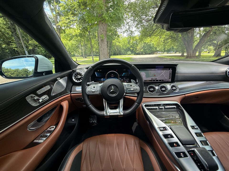 2021 Mercedes-Benz AMG GT 63