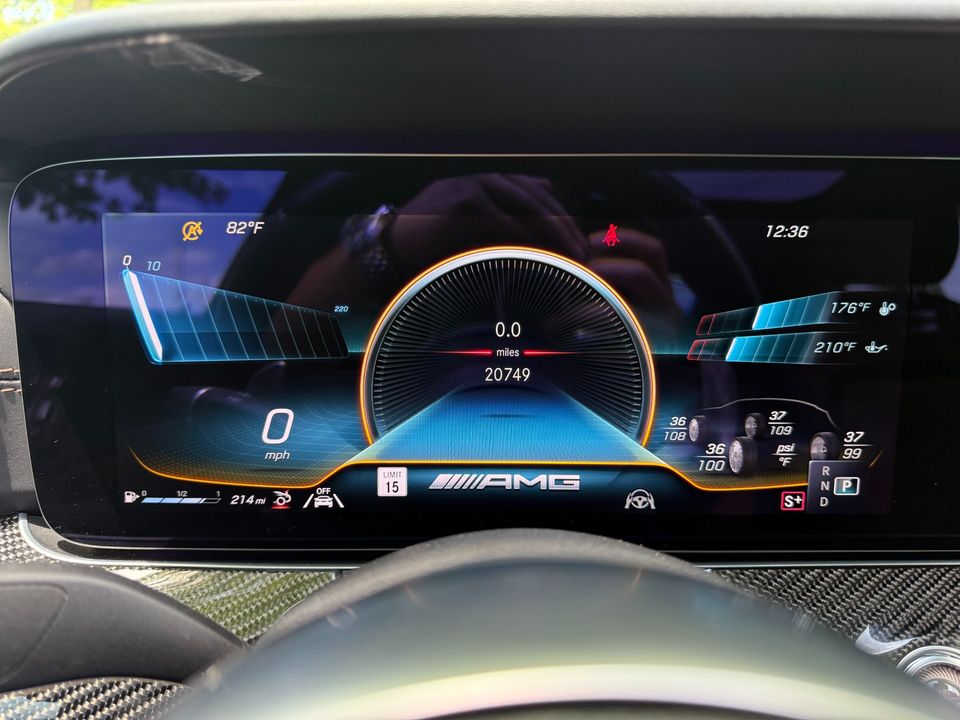 2021 Mercedes-Benz AMG GT 63
