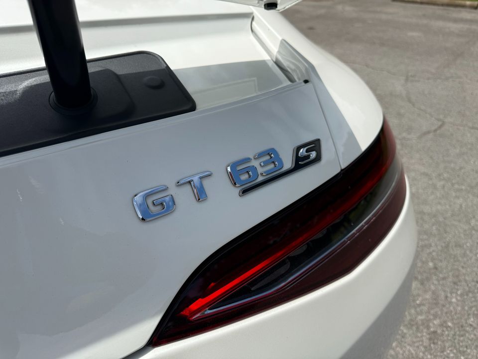 2021 Mercedes-Benz AMG GT 63