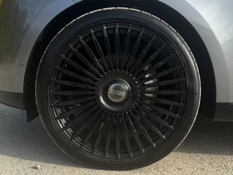 2023 Land Rover Range Rover