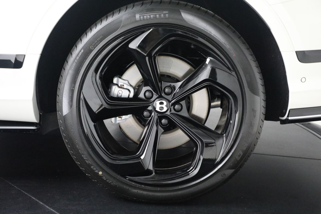 2025 Bentley Bentayga