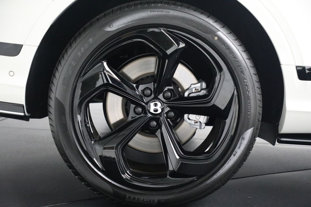 2025 Bentley Bentayga