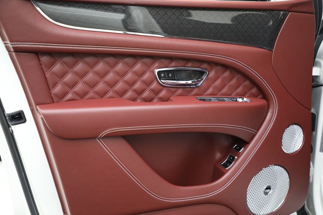 2025 Bentley Bentayga