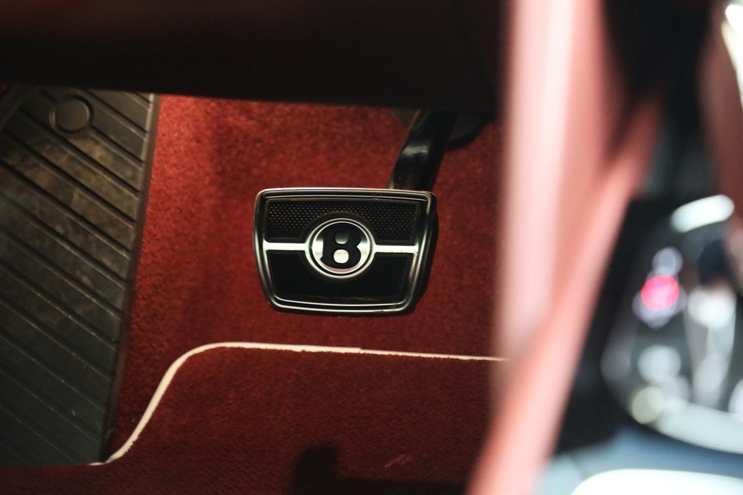 2025 Bentley Bentayga