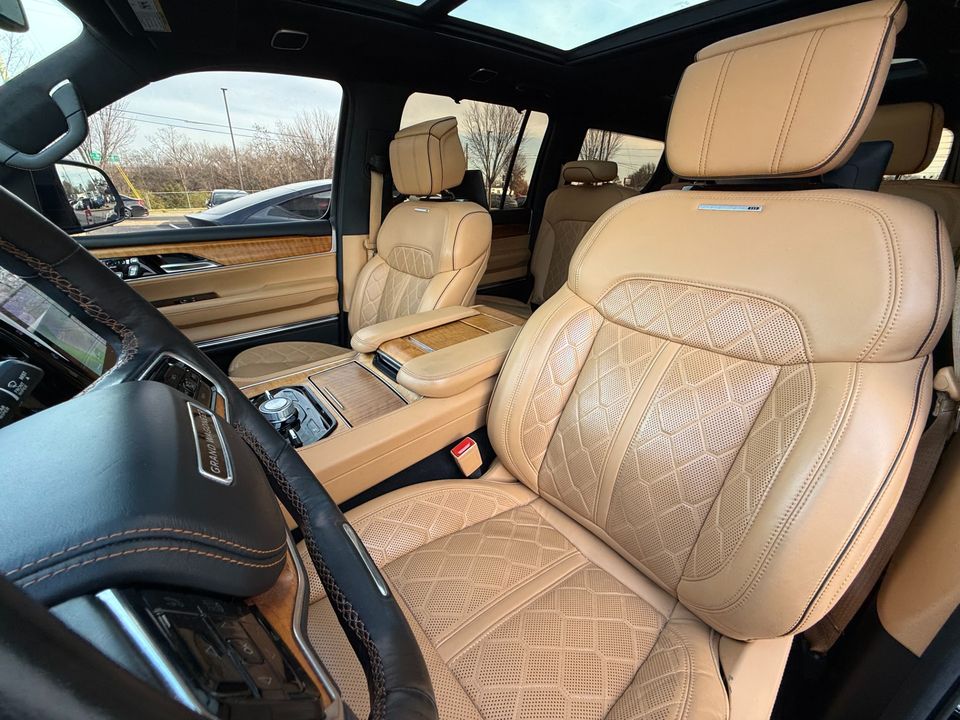 2022 Jeep Grand Wagoneer