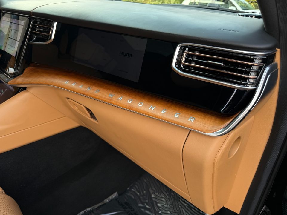 2022 Jeep Grand Wagoneer