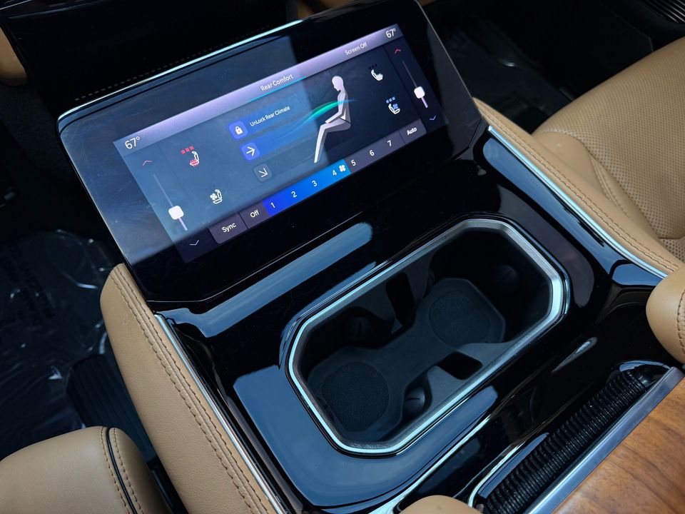 2022 Jeep Grand Wagoneer